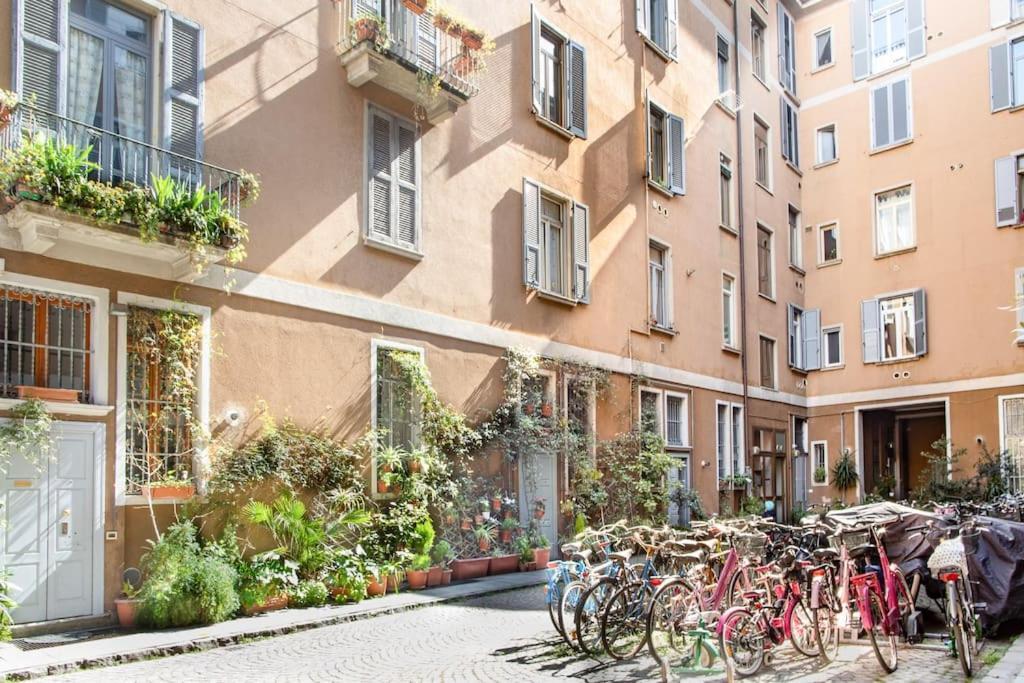 Comfortable Flat In Porta Romana Милан Экстерьер фото